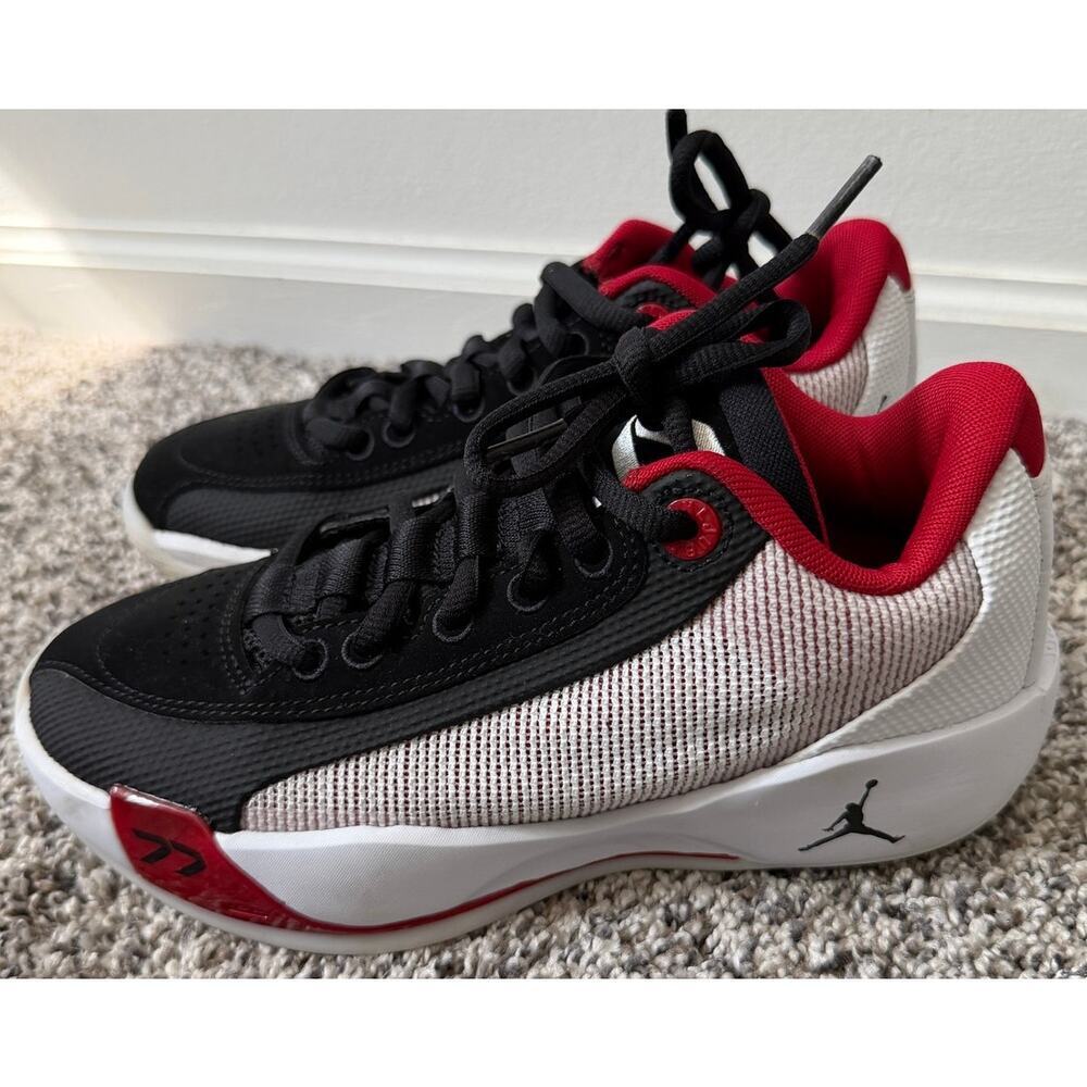 Air Jordan Luka .77 'Bloodline 2.0' youth size 3.5 - Picture 2 of 7